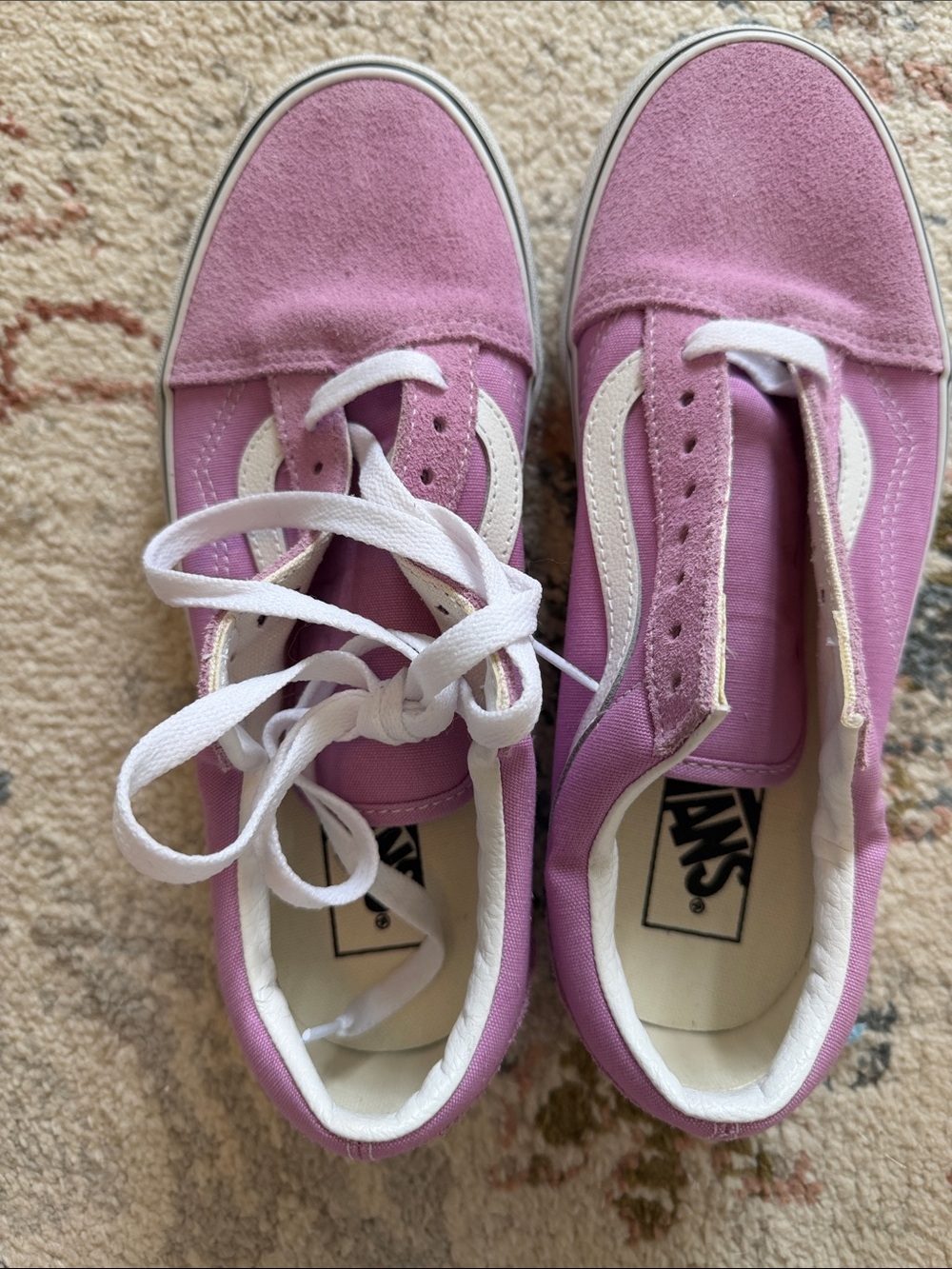 Vans Lavender Low-Top Sneakers with White Side Stripe